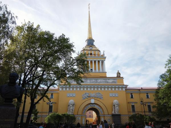 Russia holiday, St Petersburg and Karelia