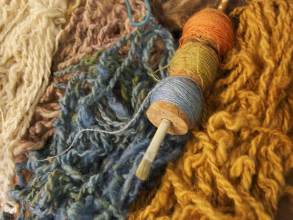 Scotland traditional crafts holiday, dye to hand spin