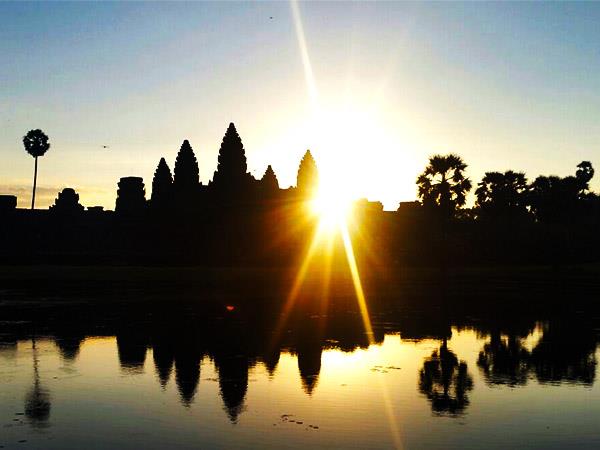 Cambodia cycling holidays