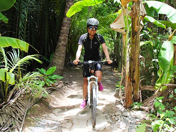 Cambodia & Vietnam community cycling holiday
