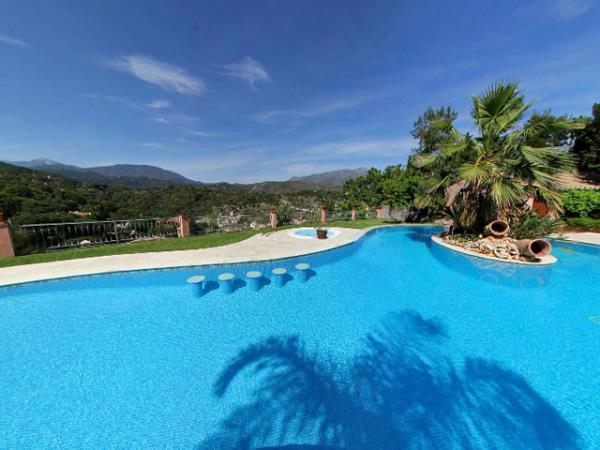 Luxury wellness, bootcamp and detox retreats in Spain