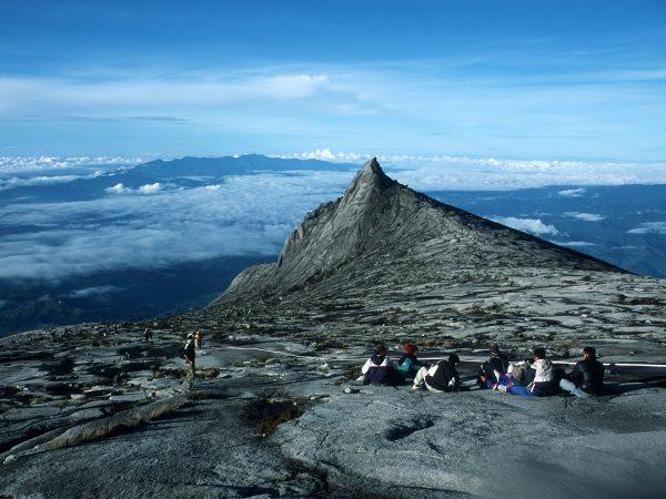 Borneo wildlife holiday with Mt. Kinabalu climb
