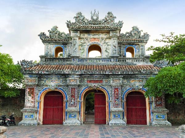 Vietnam small group explorer holiday
