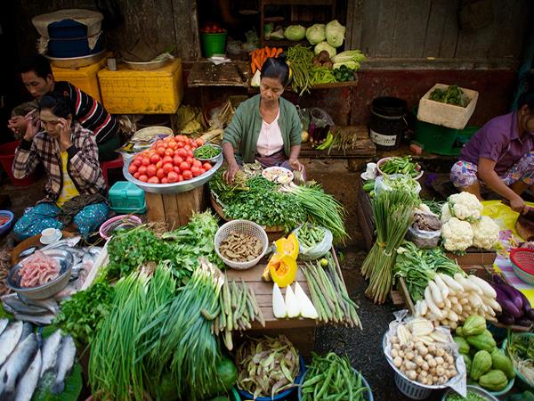 Burma holiday, off the beaten track