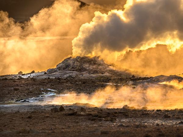 Northern Lights photography tour, waterfalls & landscapes in Iceland