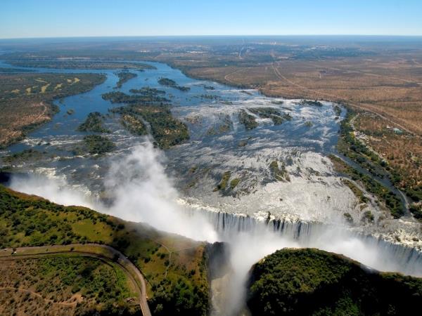 Zimbabwe authentic walking Safari