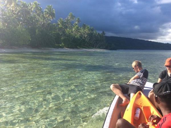Fiji kayaking holiday