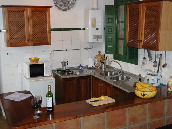 Holiday cottages in Andalucia, Spain, sleeps 2