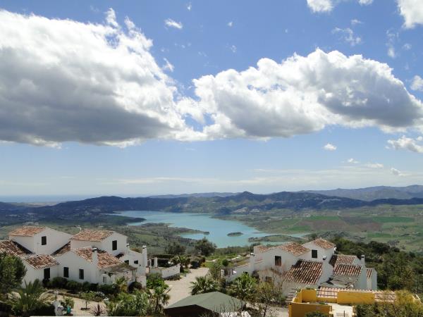 Andalucian self catering apartment, sleeps 6, Spain