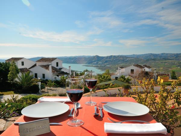 Andalucian self catering apartment, sleeps 6, Spain