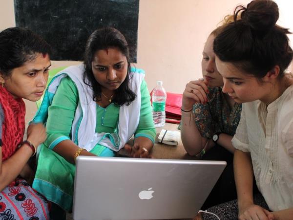 Women’s empowerment volunteering in India