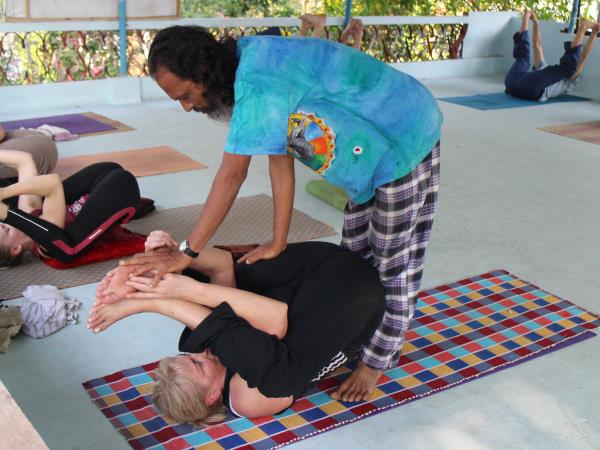 Yoga in India and volunteering holiday