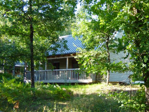 Dordogne rural self catering chalets, France