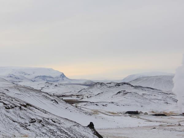 Iceland northern lights and snowshoeing holiday