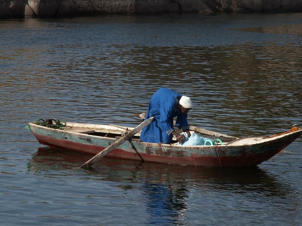 Nile felucca cruise for families