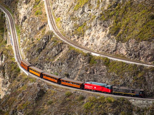 Ecuador highlands tour & Galapagos cruise