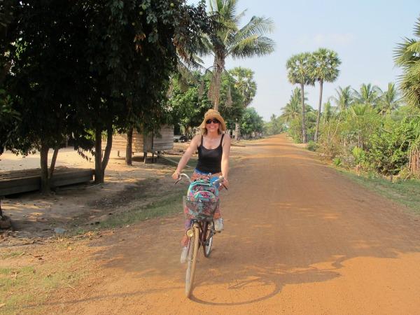 Cambodia holiday, ancient ruins and beaches