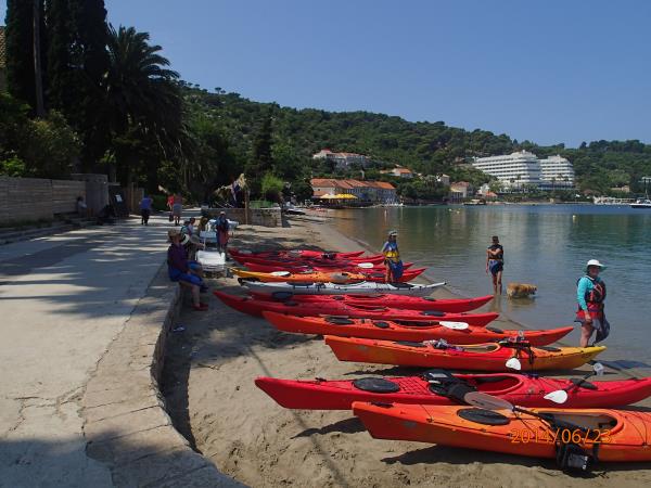 Family sea kayaking holiday in Croatia