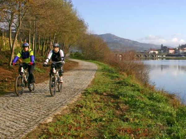 Family cycling holiday in Portugal, 5 days
