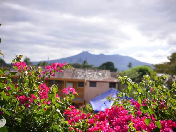 Nicaragua holiday, Cobbled Streets to Coral Reefs