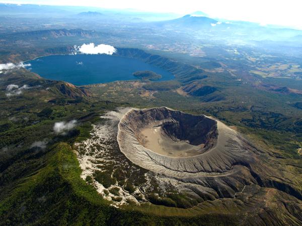 El Salvador tour, private departure