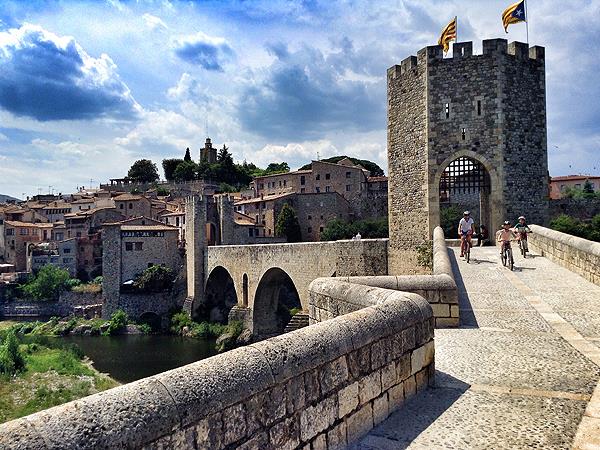 Catalonia family self guided cycling holiday, Spain