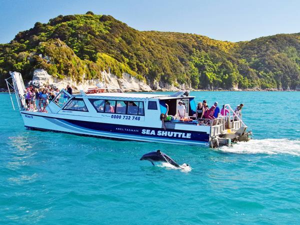 New Zealand small group tour, 16 days