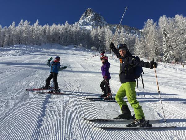 Alternative family winter holiday in Chamonix, France