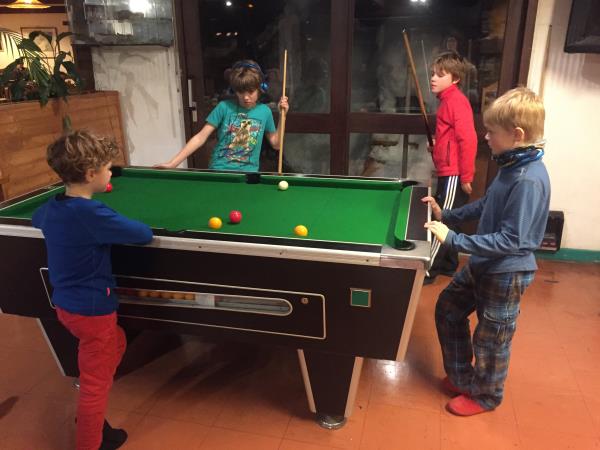 Alternative family winter holiday in Chamonix, France