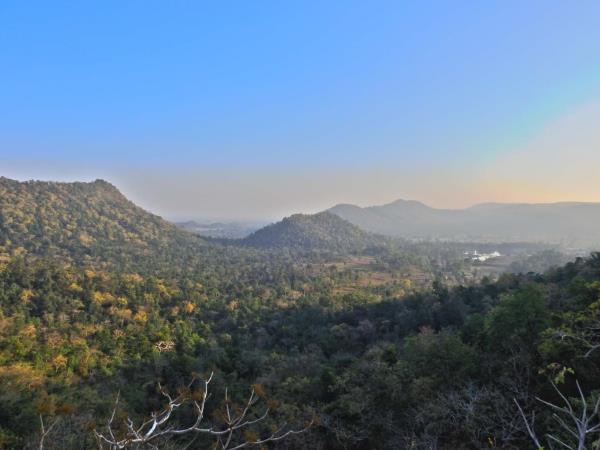 Central India holiday, trekking and culture