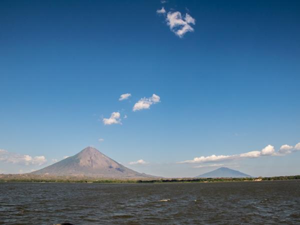 Nicaragua bespoke holiday, fire, water and revolution