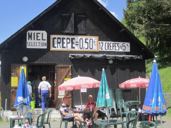 French Pyrenees women only cycling tour