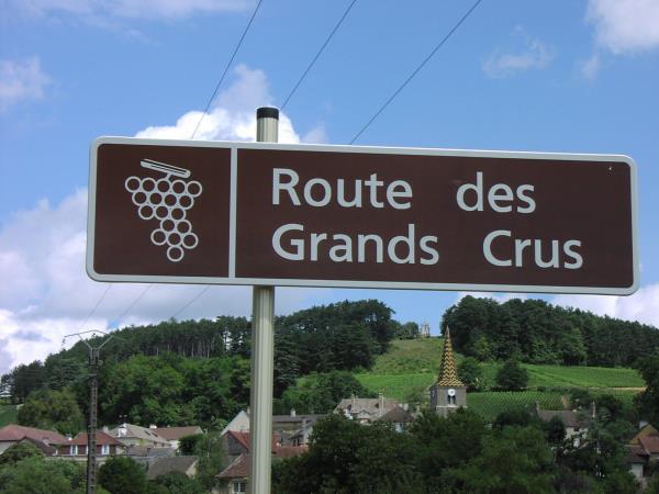 Burgundy self guided cycling tours, France