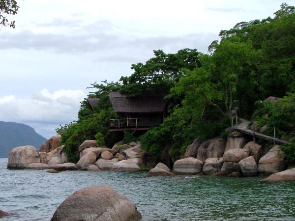 Malawi safari and beach holiday
