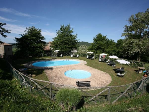 Umbria farmhouse accommodation in Italy