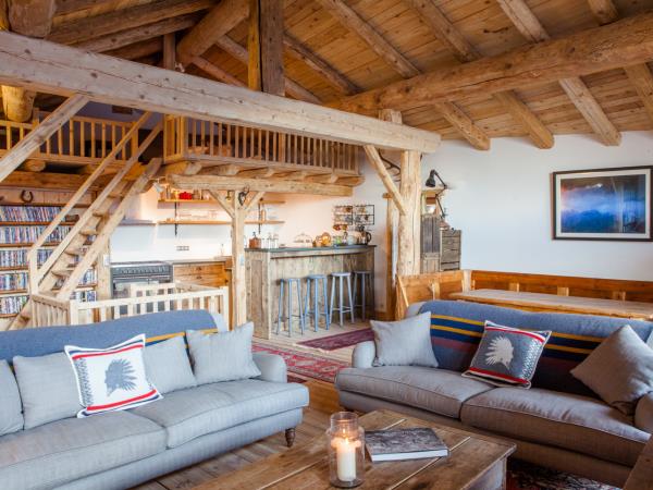 French Alps chalet sleeping 8 - 12