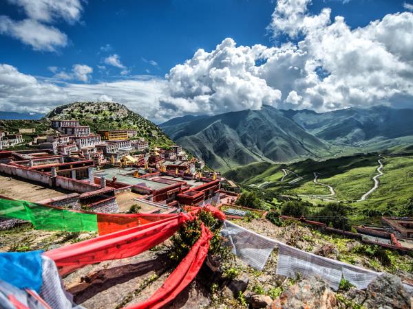 Tibet pilgrimage trekking tour