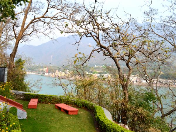 Yoga and meditation holiday in India