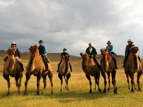 Zavkhan horse riding holiday in Mongolia