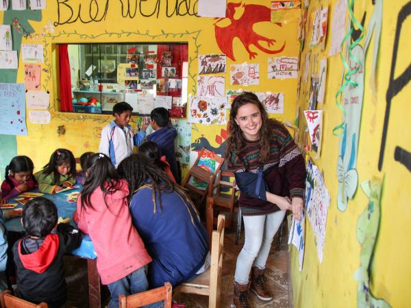 Family volunteering in Peru