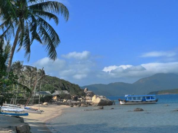 Vietnam 14 day family tour