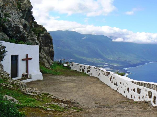 Canary Islands walking holiday, El Hierro