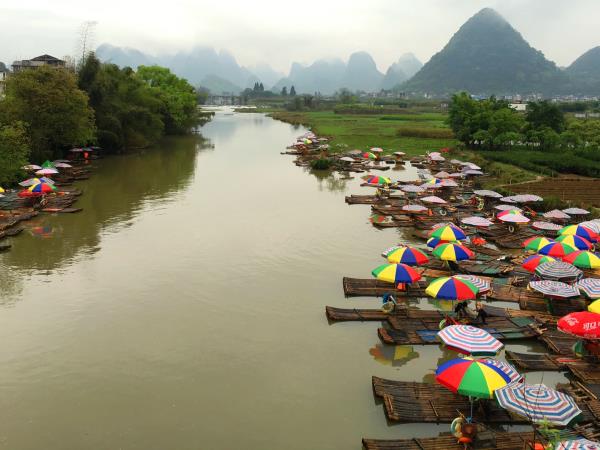 China relaxed walking holiday