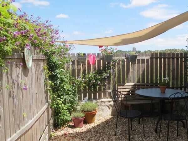 Loire Valley self catering farm cottage, France
