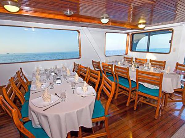 Galapagos cruise holiday