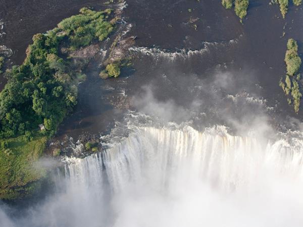 Botswana safari, lodges and mobile camps