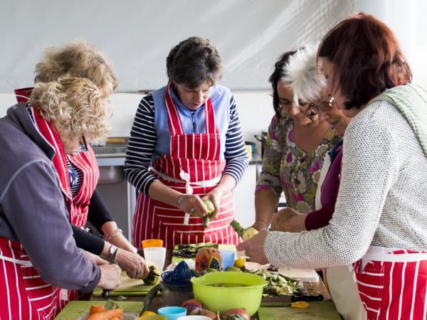 Vegan holiday in Greece, cooking and food