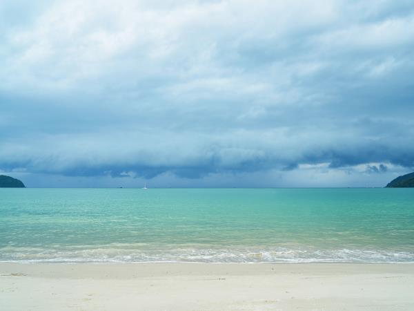 Zanzibar beach holiday