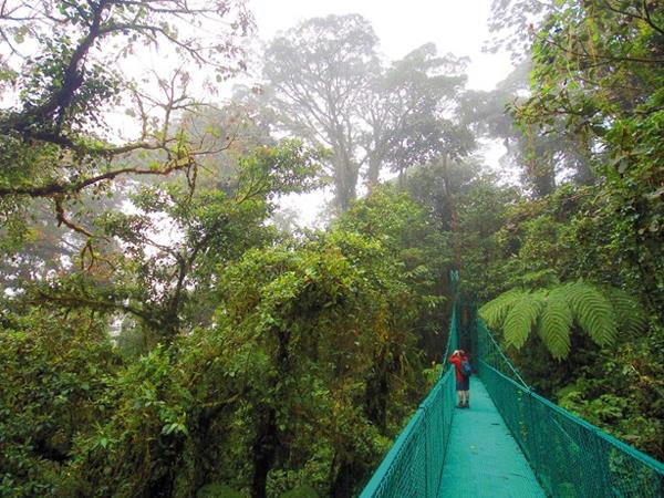 Costa Rica small group adventure holiday