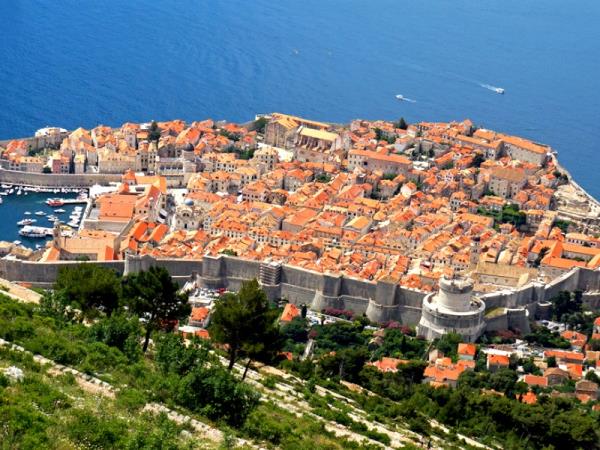 Croatia motor yacht cruising holiday